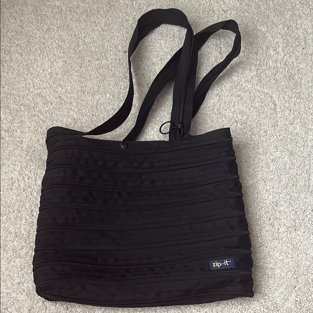 Zip-it zipper purse